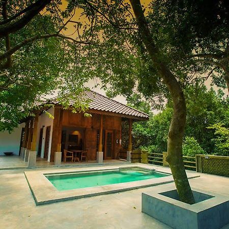 Forest Rock Garden Resort Anuradhapura Buitenkant foto